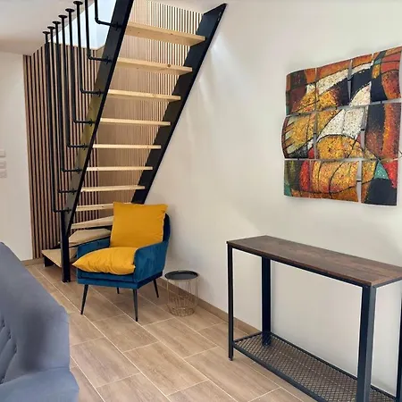 Ferienhaus Maison Centre Avec Jacuzzi Interieur