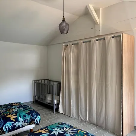 Ferienhaus Maison Centre Avec Jacuzzi Interieur
