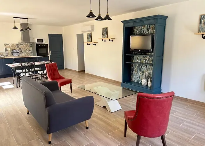 Holiday home Maison Centre Avec Jacuzzi Interieur Sarlat-la-Caneda